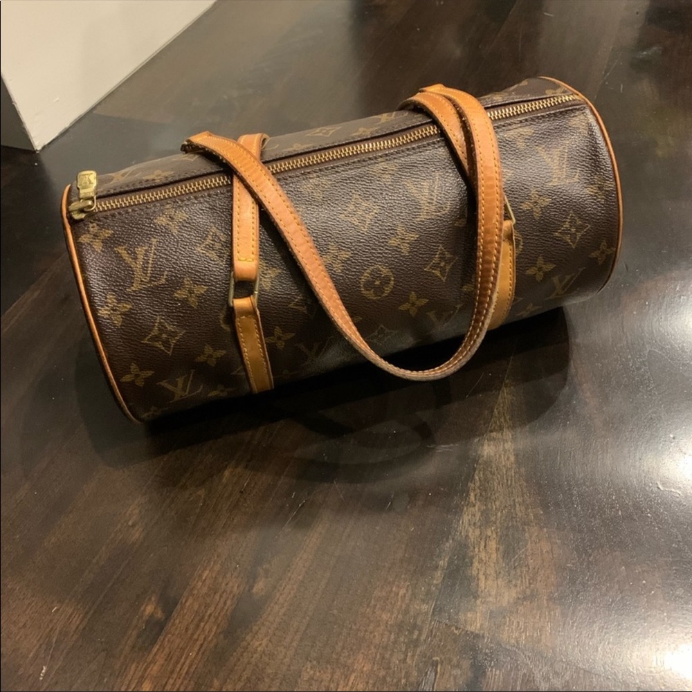 Louis Vuitton Monogram Papillon (Large Size) - Picture 3 of 8